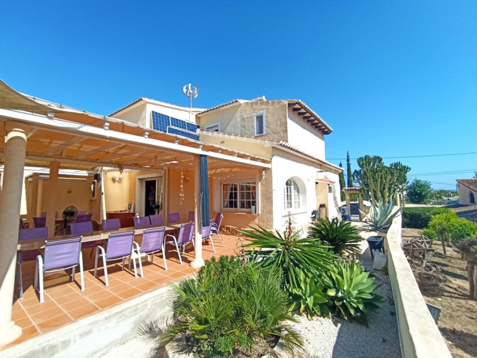 2 soveværelse Villa til salg i Moraira med swimmingpool garage - € 780.000 (Ref: 7912925)