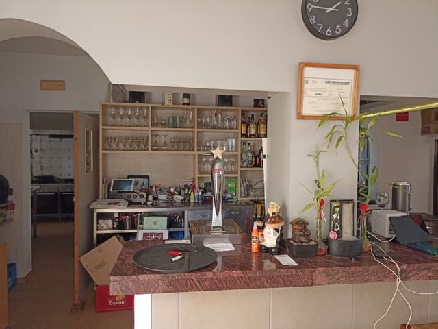 2 soveværelse Villa til salg i Moraira, Teulada-Moraira med swimmingpool garage - € 780.000 (Ref: 7912925)