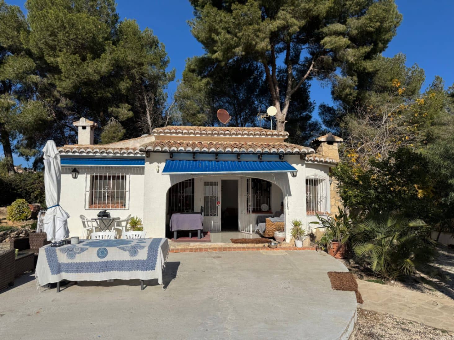 2 chambre Villa/Maison à vendre à Moraira avec piscine garage - 550 000 € (Ref: 7912926)