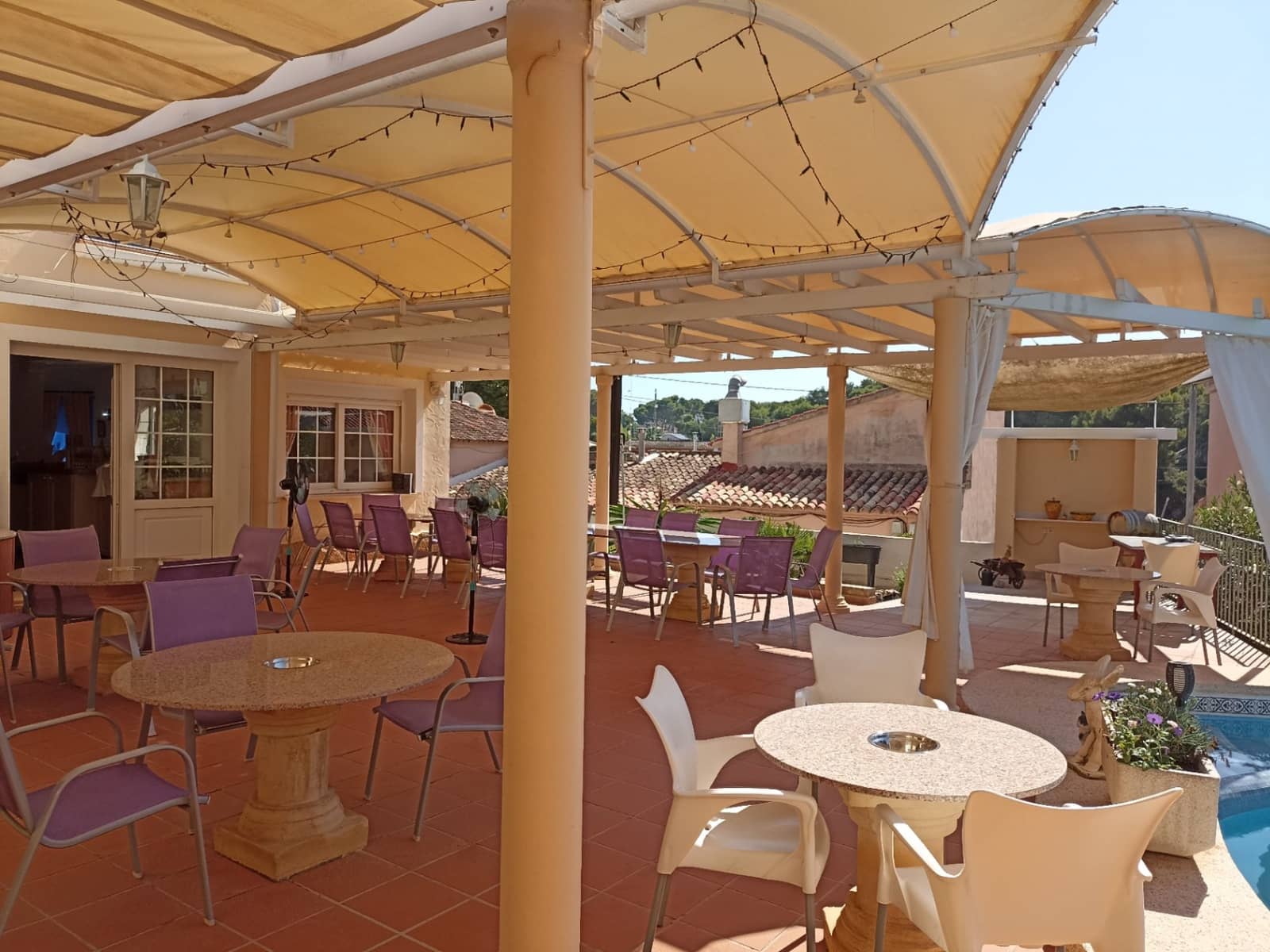 2 sovrum Kommersiell till salu i Moraira med pool garage - 780 000 € (Ref: 7935487)