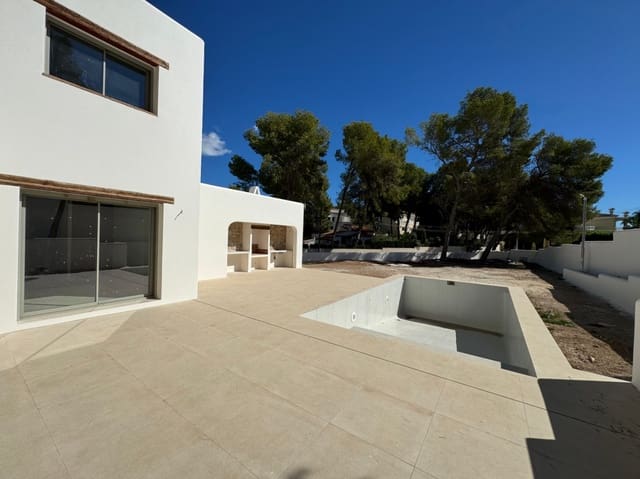 3 sovrum Villa till salu i Moraira, Teulada-Moraira med pool garage - 1 250 000 € (Ref: 7963375)