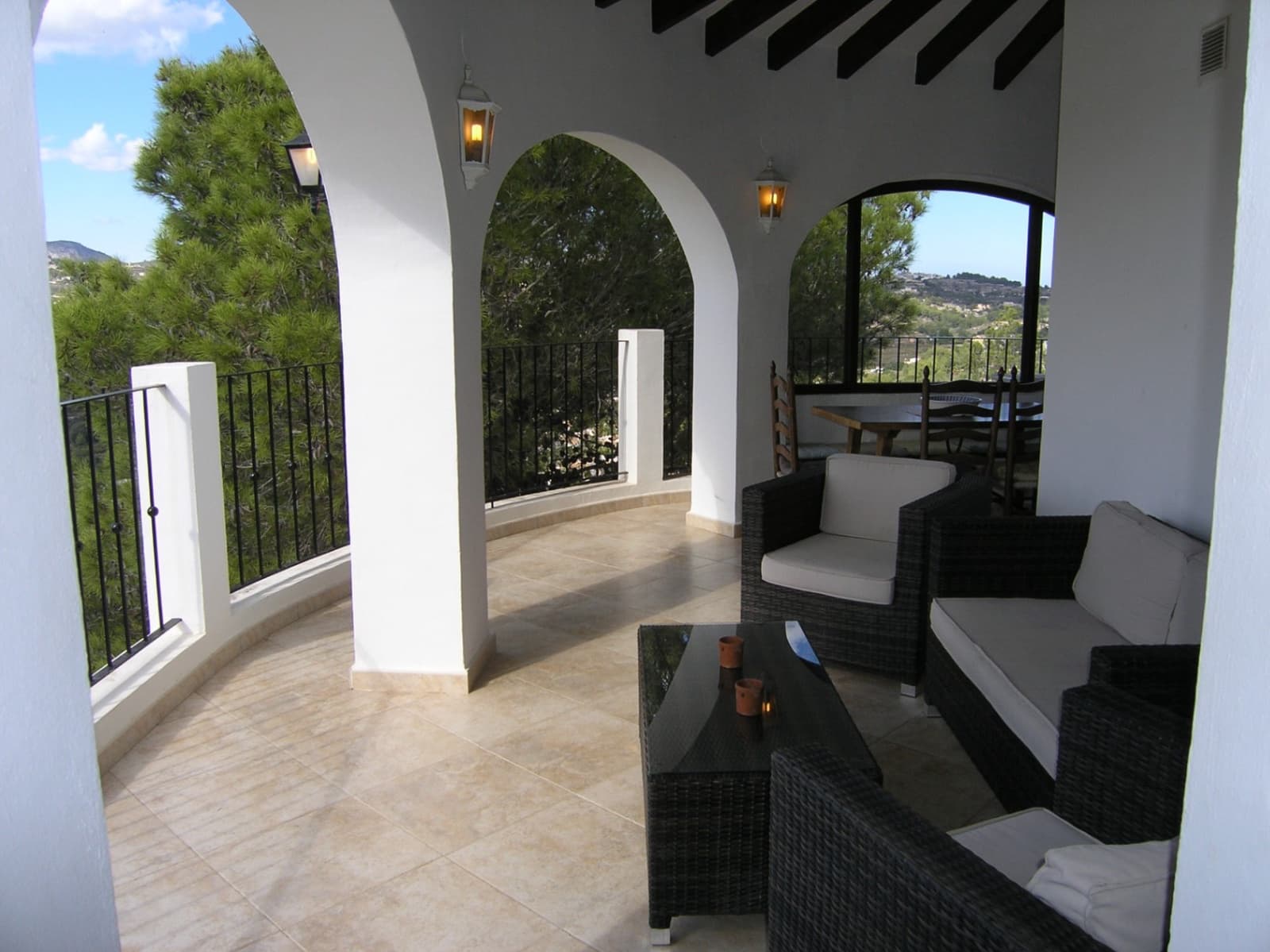 Villa/Maison de 3 chambres à louer à Moraira avec piscine garage - 1 700 € (Ref: 7991577)