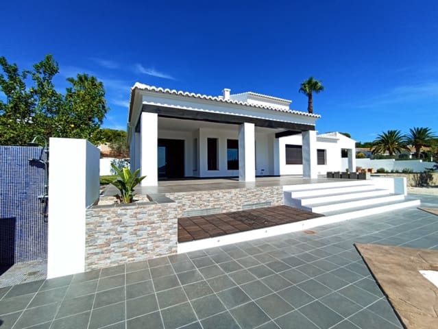 3 camera da letto Villa in vendita in Moraira, Teulada-Moraira con piscina garage - 1.440.000 € (Rif: 8148883)