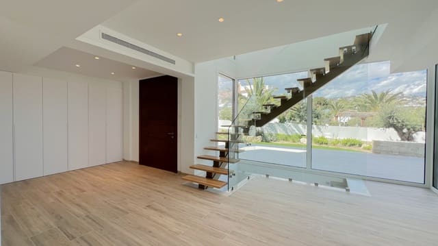 4 sovrum Villa till salu i Benissa med pool garage - 2 260 000 € (Ref: 8148884)