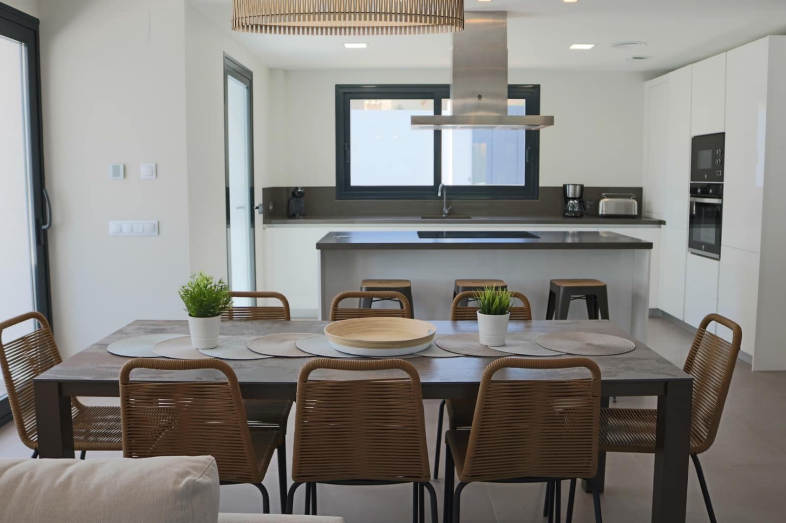 5 soveværelse Villa til leje i Benissa med swimmingpool garage - € 2.900 (Ref: 8176645)