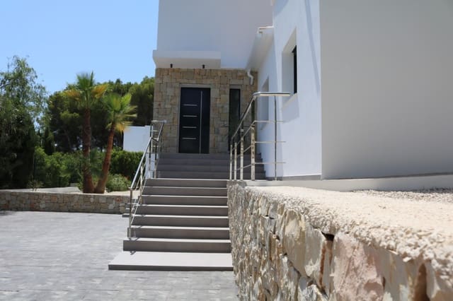 5 bedroom Villa for rent in Benissa with pool garage - € 2,900 (Ref: 8176645)