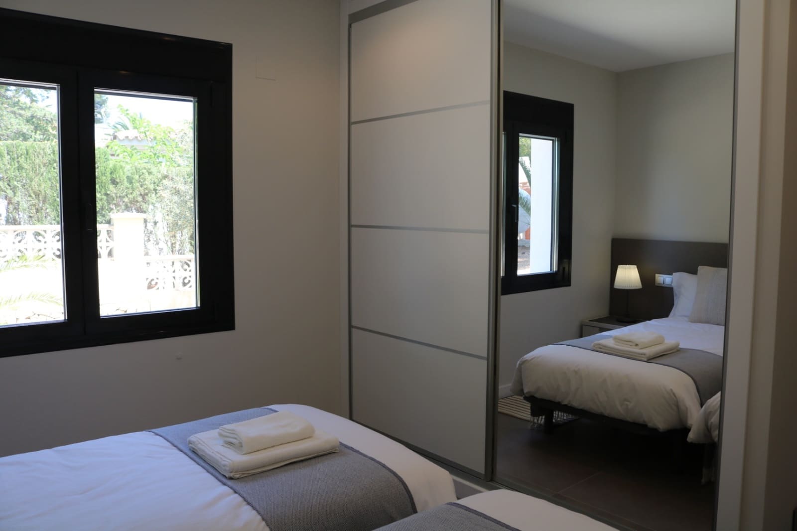 5 soveværelse Villa til leje i Benissa med swimmingpool garage - € 2.900 (Ref: 8176645)