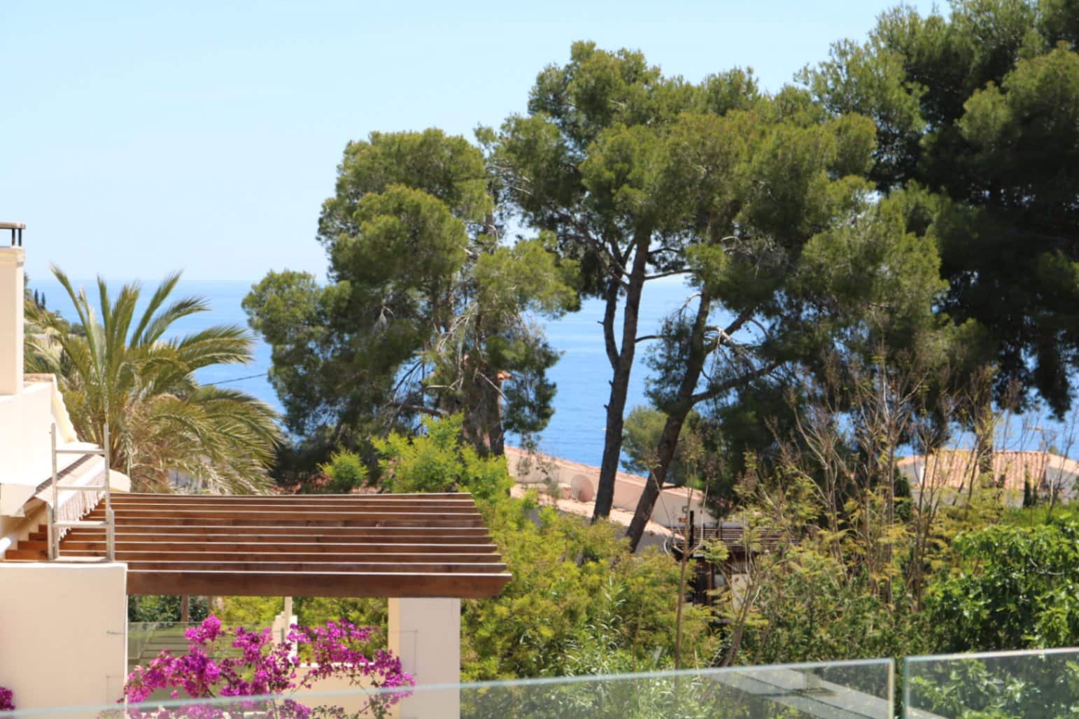 5 soveværelse Villa til leje i Benissa med swimmingpool garage - € 2.900 (Ref: 8176645)