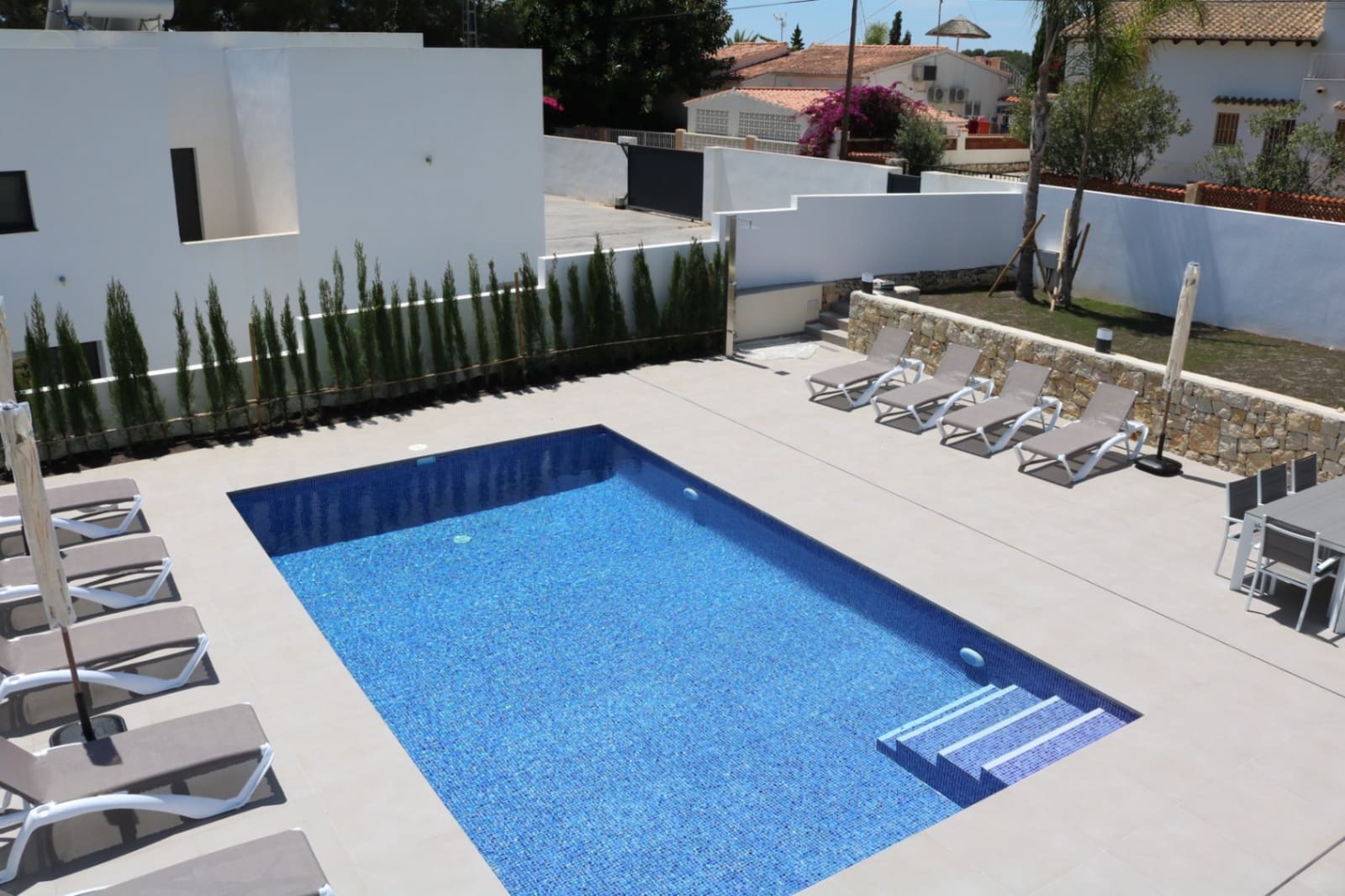 5 soveværelse Villa til leje i Benissa med swimmingpool garage - € 2.900 (Ref: 8176645)