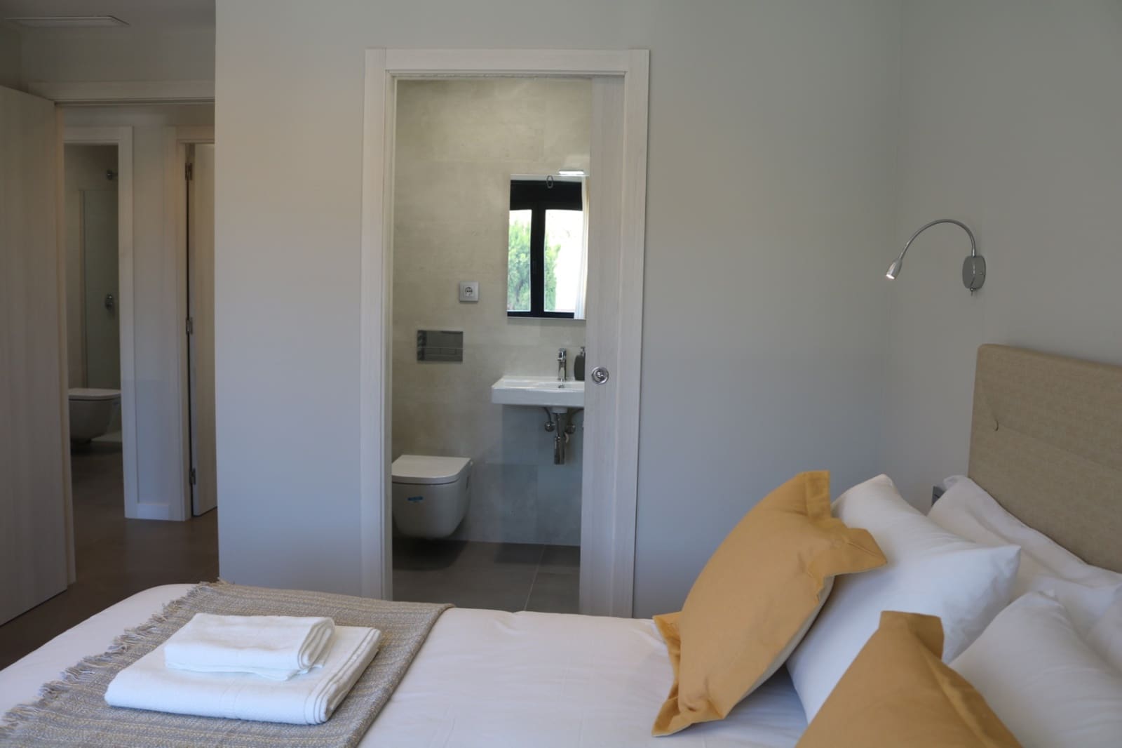 5 soveværelse Villa til leje i Benissa med swimmingpool garage - € 2.900 (Ref: 8176645)