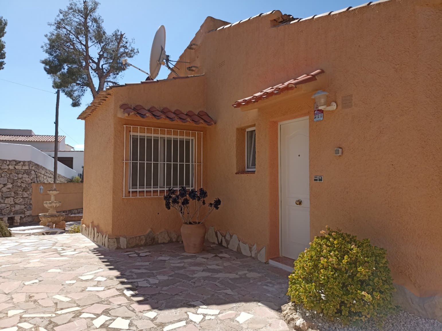 4 makuuhuone Huvila vuokrattavana paikassa Moraira mukana uima-altaan 
autotalli - 1 700 € (Ref: 8176646)