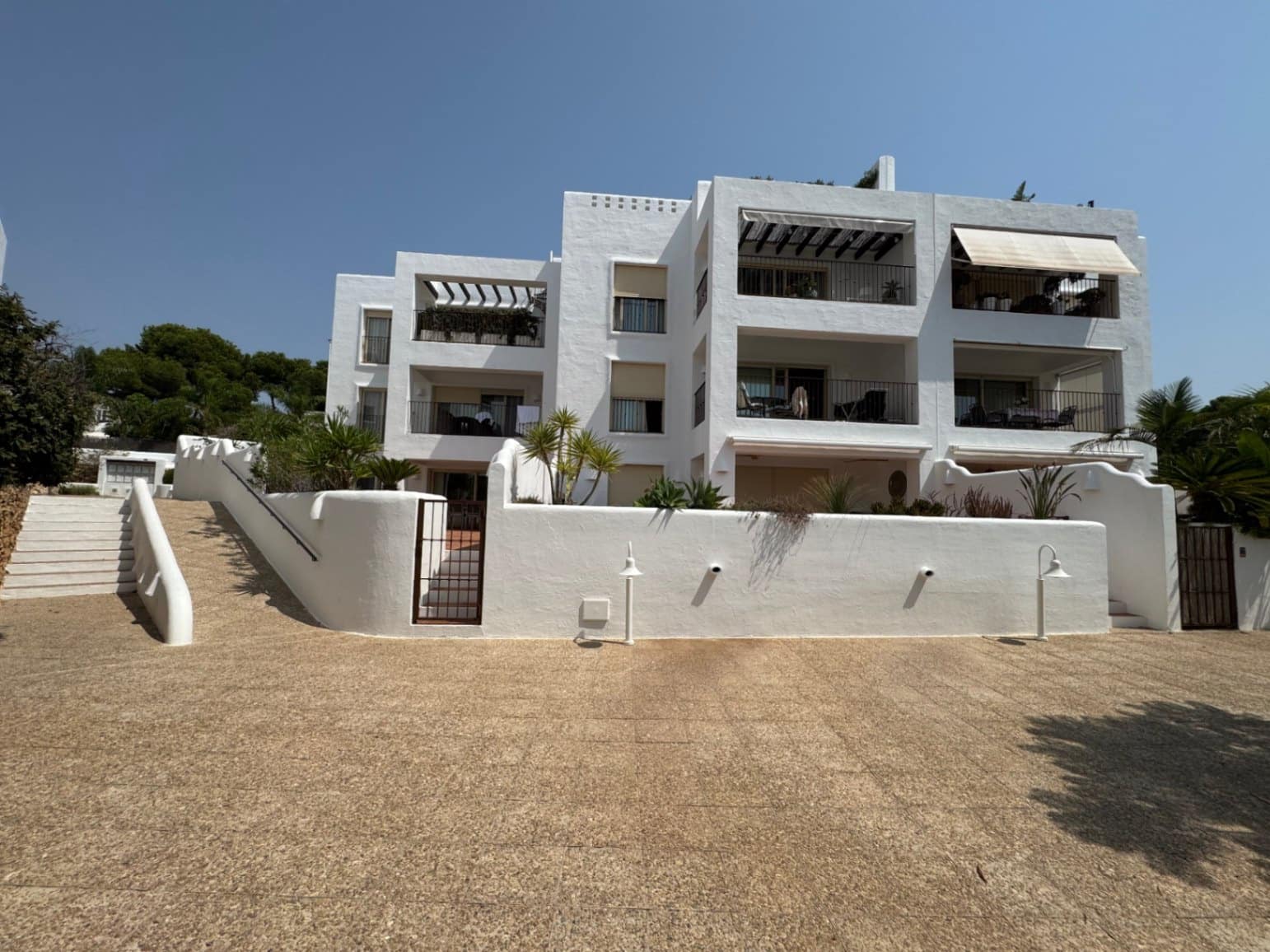 3 soveværelse Lejlighed til salg i Moraira med swimmingpool garage - € 799.000 (Ref: 8327095)