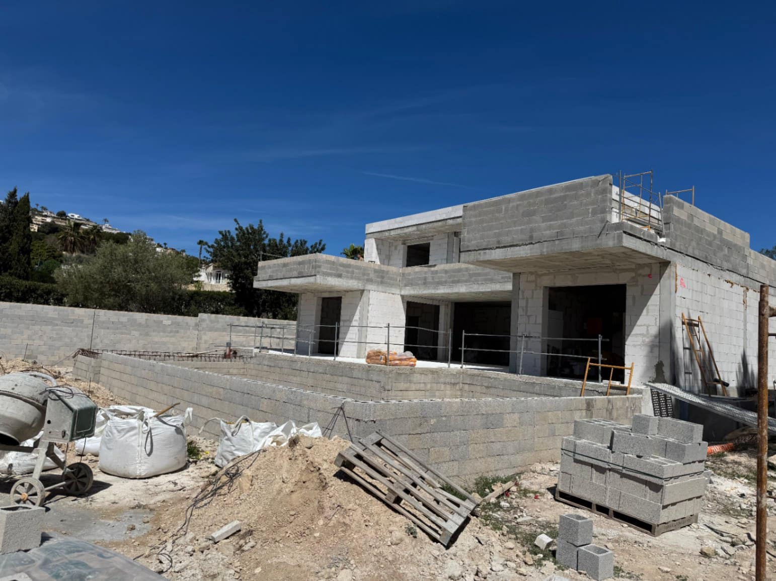 3 bedroom Villa for sale in Moraira with pool garage - € 1,475,000 (Ref: 8411969)