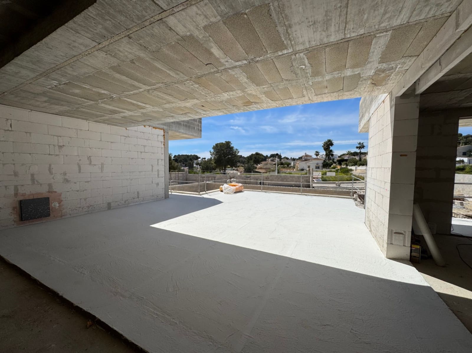 3 bedroom Villa for sale in Moraira with pool garage - € 1,475,000 (Ref: 8411969)