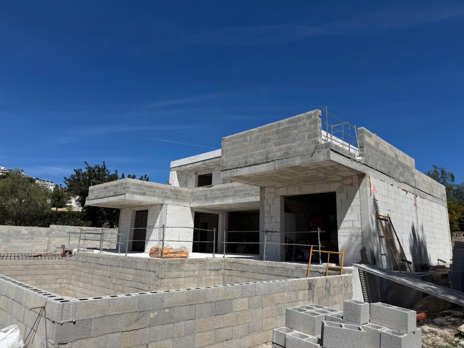 3 bedroom Villa for sale in Moraira with pool garage - € 1,475,000 (Ref: 8411969)