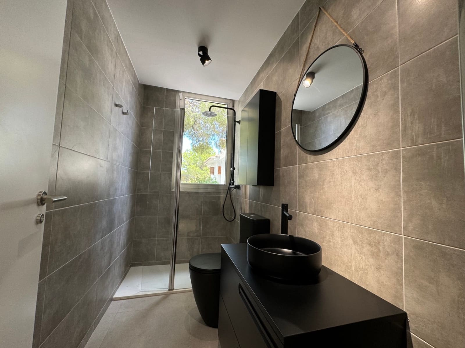 4 bedroom Villa for sale in Moraira with pool garage - € 1,175,000 (Ref: 8424361)