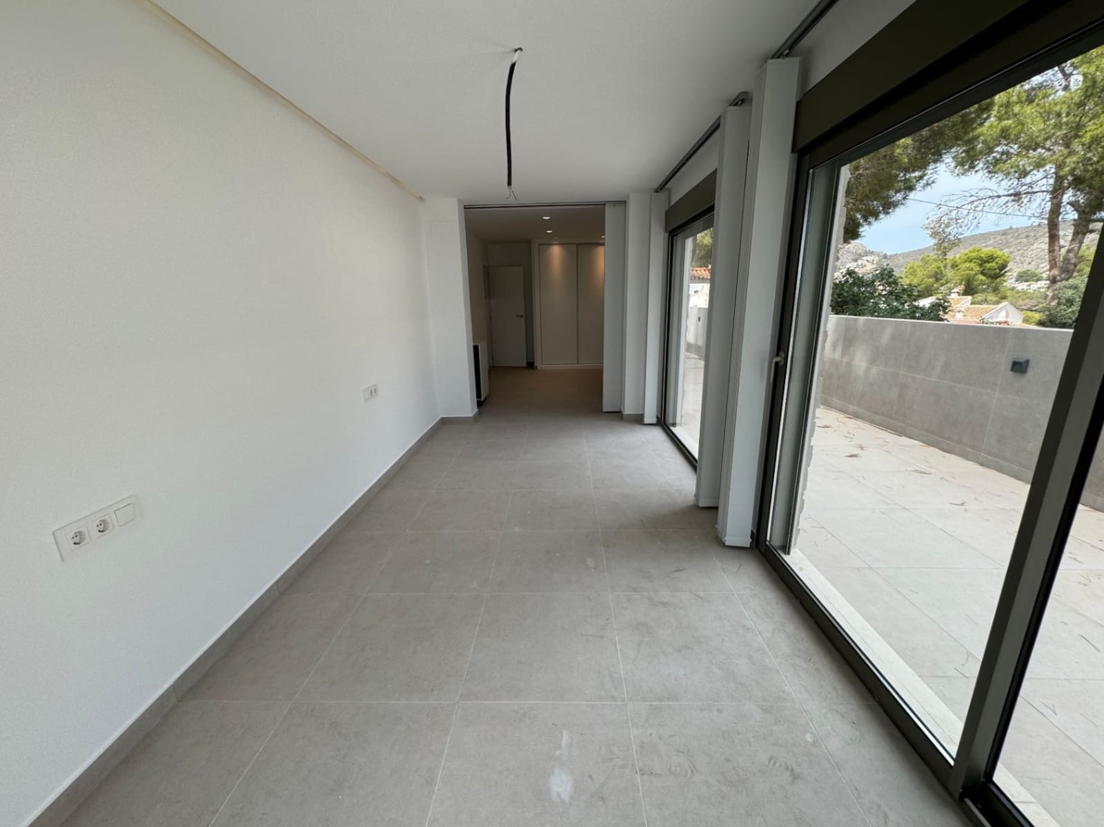 4 bedroom Villa for sale in Moraira with pool garage - € 1,175,000 (Ref: 8424361)