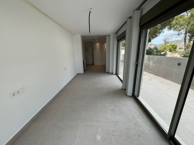 4 bedroom Villa for sale in Moraira, Teulada-Moraira with pool garage - € 1,175,000 (Ref: 8424361)