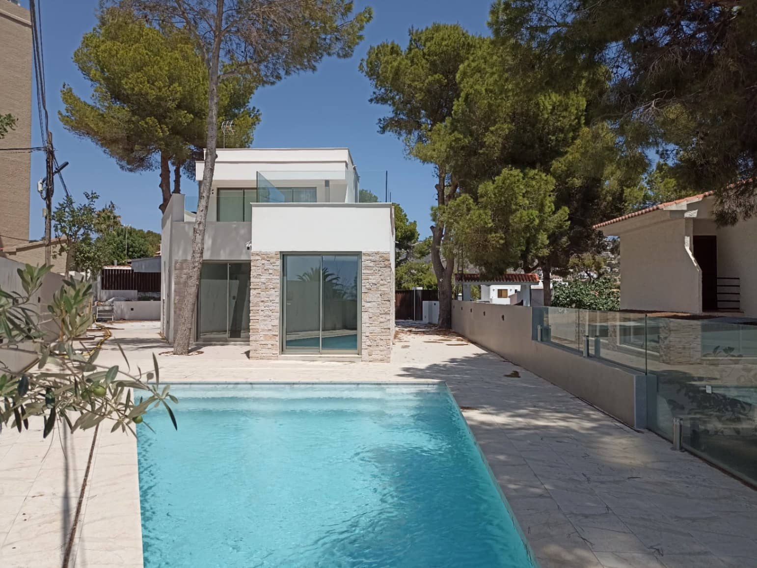 4 bedroom Villa for sale in Moraira with pool garage - € 1,175,000 (Ref: 8424361)