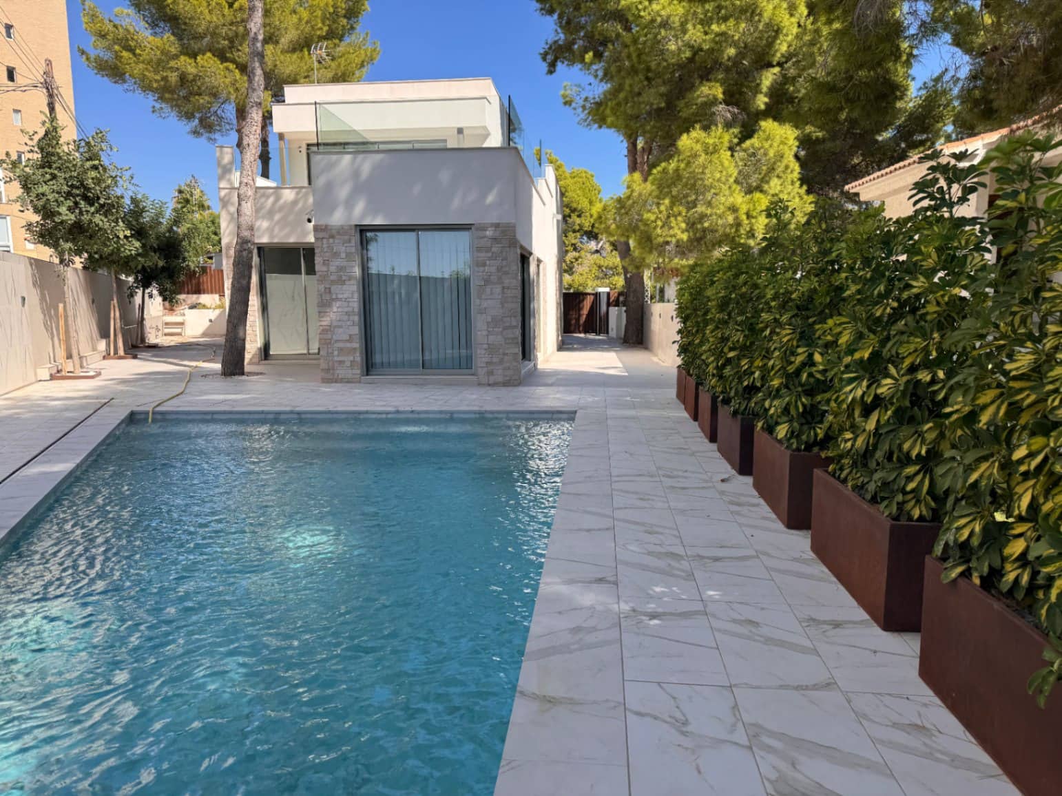 4 bedroom Villa for sale in Moraira with pool garage - € 1,095,000 (Ref: 8424361)