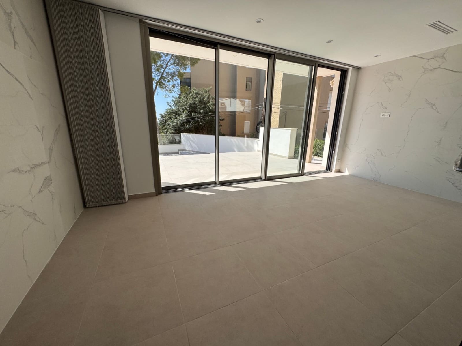 4 bedroom Villa for sale in Moraira with pool garage - € 1,095,000 (Ref: 8424361)