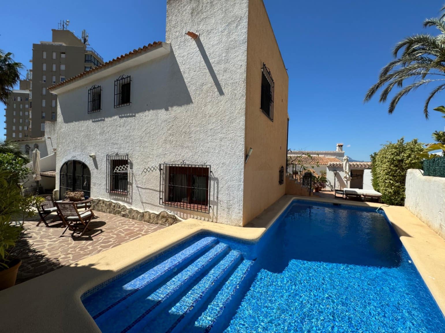 5 slaapkamer Villa te koop in Moraira met zwembad garage - € 780.000 (Ref: 8527896)