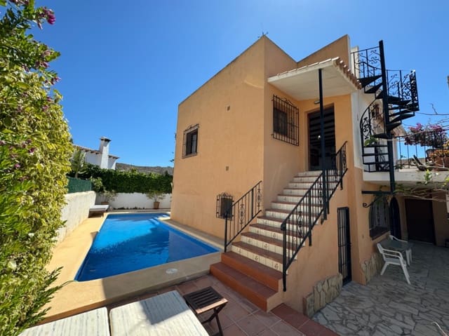 5 sovrum Villa till salu i Moraira, Teulada-Moraira med pool garage - 780 000 € (Ref: 8527896)