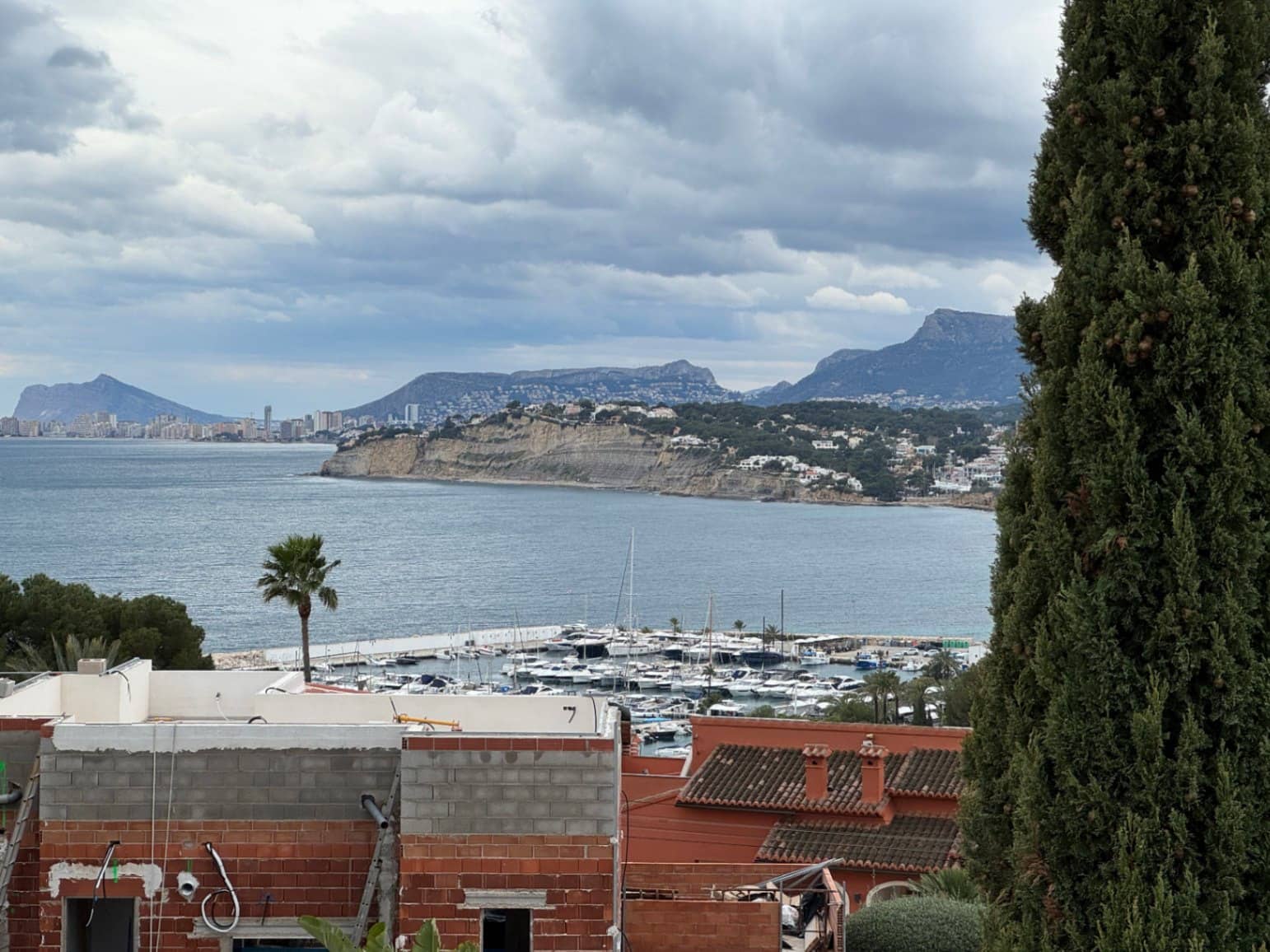 Chalet de 5 habitaciones en Moraira en venta con piscina garaje - 780.000 € (Ref: 8527896)