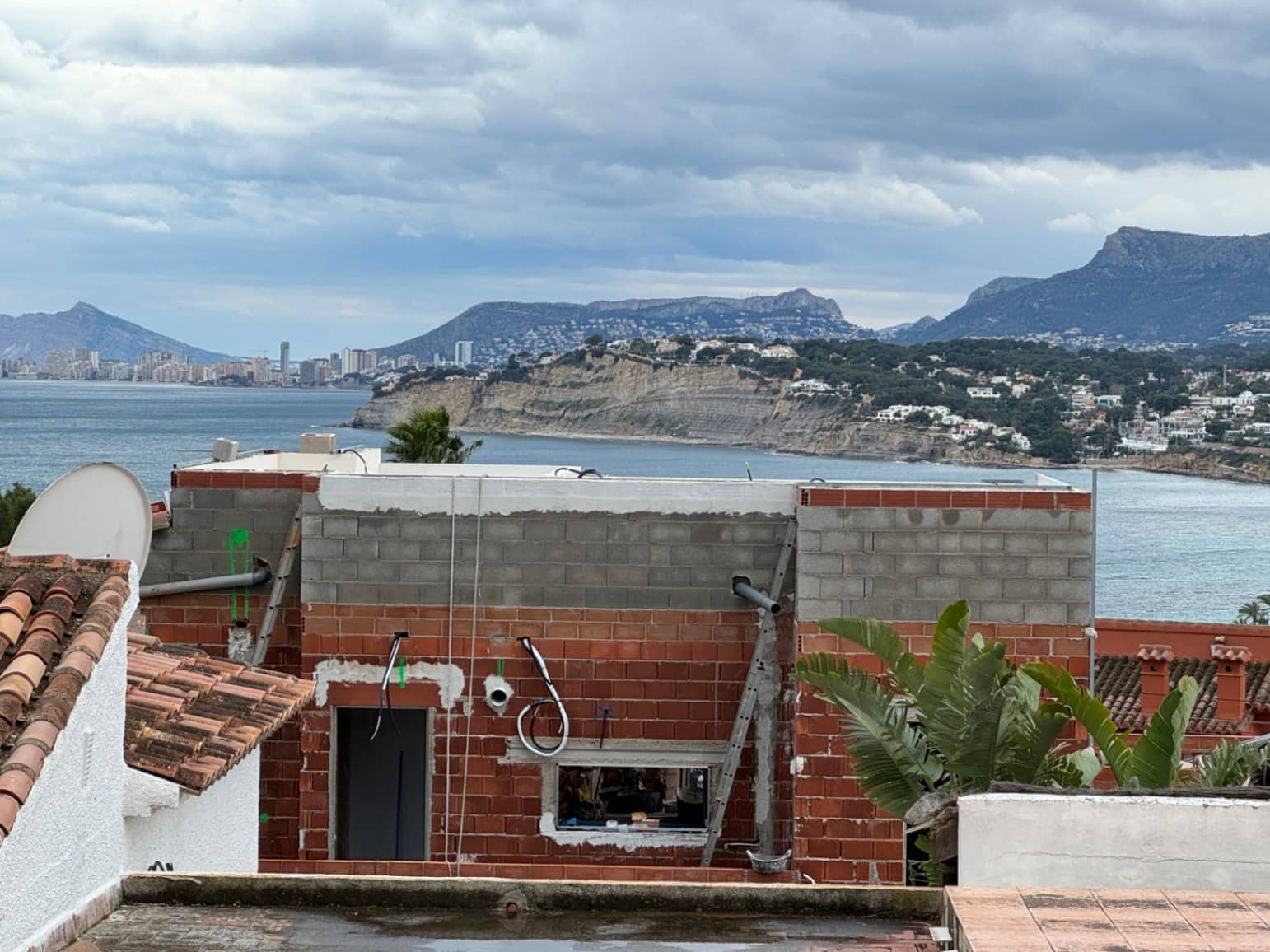 Chalet de 5 habitaciones en Moraira en venta con piscina garaje - 780.000 € (Ref: 8527896)