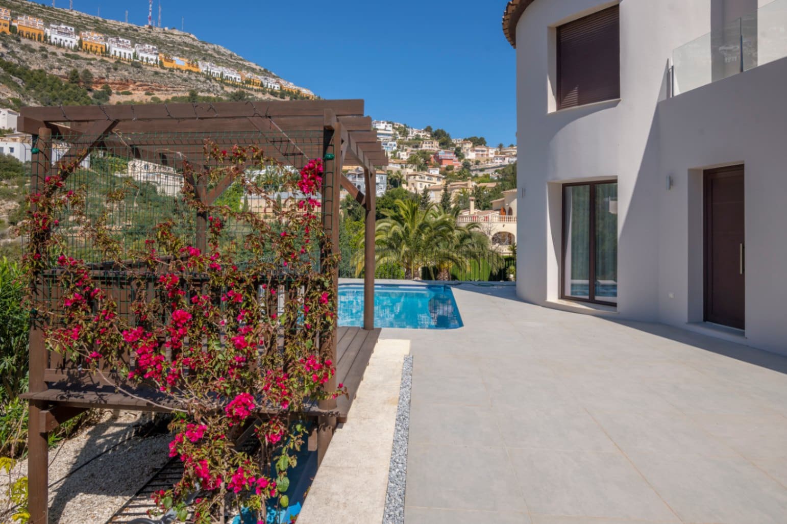 3 bedroom Villa for sale in Cumbre del Sol with pool garage - € 749,000 (Ref: 8527897)