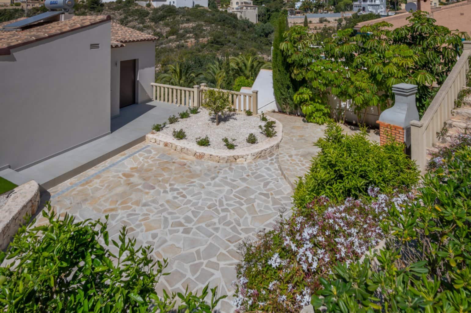 3 bedroom Villa for sale in Cumbre del Sol with pool garage - € 749,000 (Ref: 8527897)