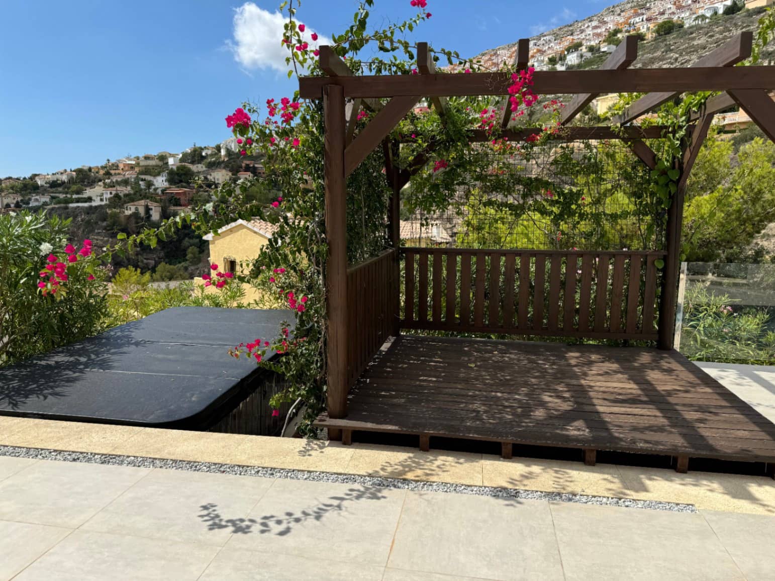 3 bedroom Villa for sale in Cumbre del Sol with pool garage - € 749,000 (Ref: 8527897)