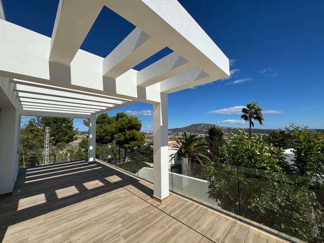 3 bedroom Villa for sale in Moraira, Teulada-Moraira with pool garage - € 2,250,000 (Ref: 8626194)