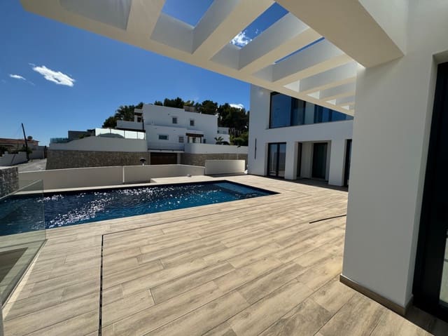 3 bedroom Villa for sale in Moraira, Teulada-Moraira with pool garage - € 2,250,000 (Ref: 8626194)