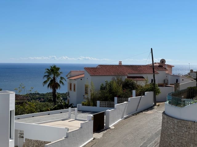 3 bedroom Villa for sale in Moraira, Teulada-Moraira with pool garage - € 2,250,000 (Ref: 8626194)