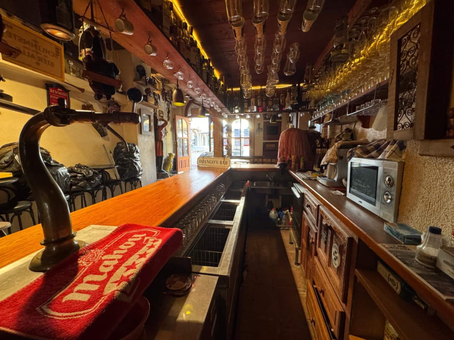 Commercieel te koop in Moraira - € 299.999 (Ref: 8705637)