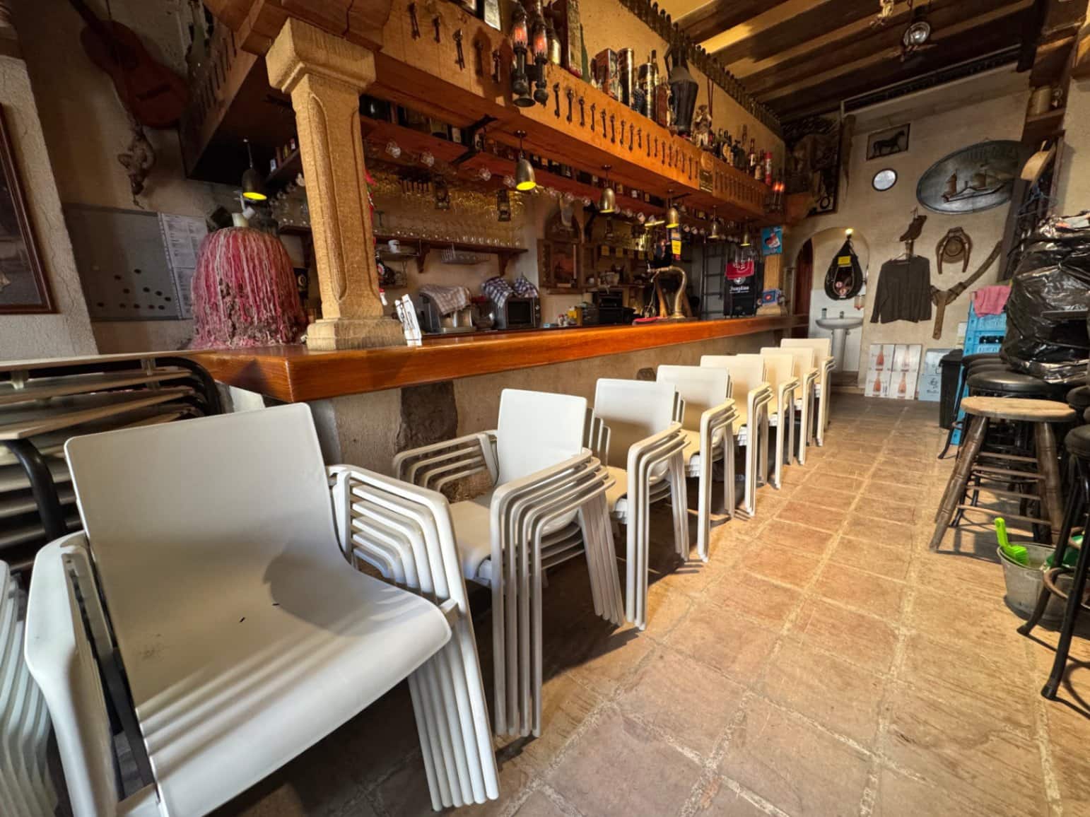 Commercieel te koop in Moraira - € 299.999 (Ref: 8705637)