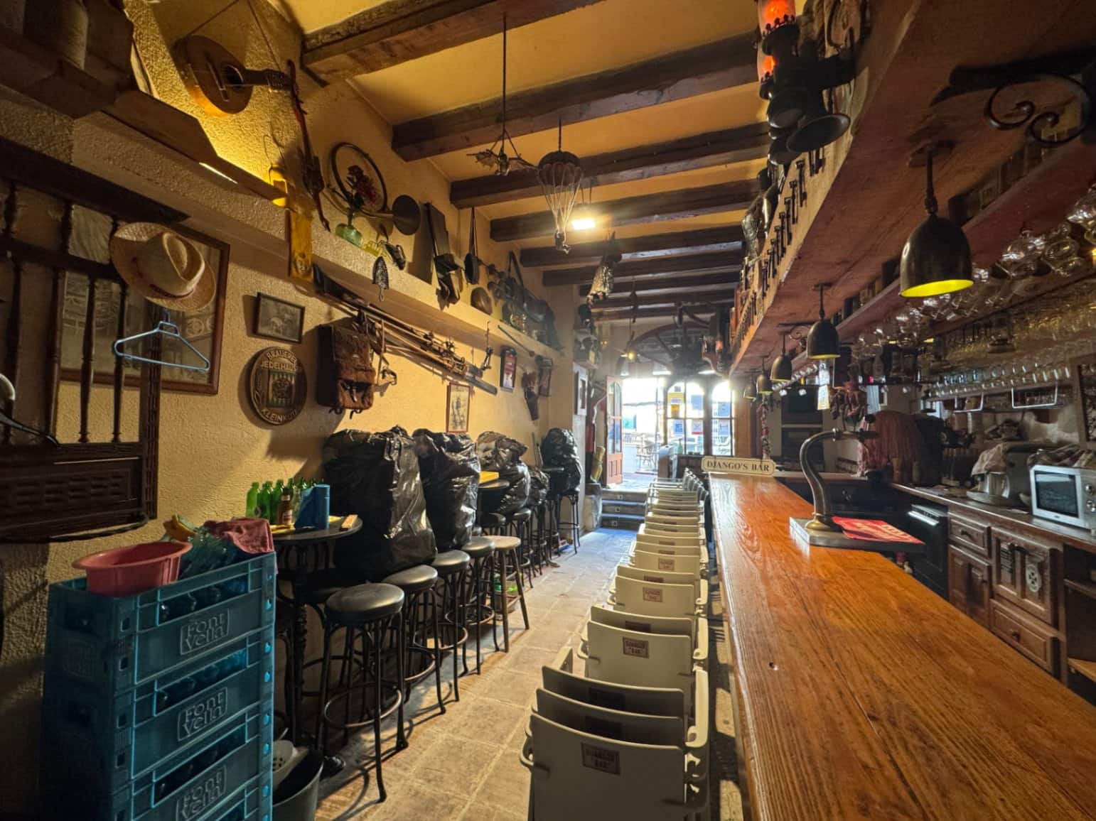 Commercieel te koop in Moraira - € 299.999 (Ref: 8705637)