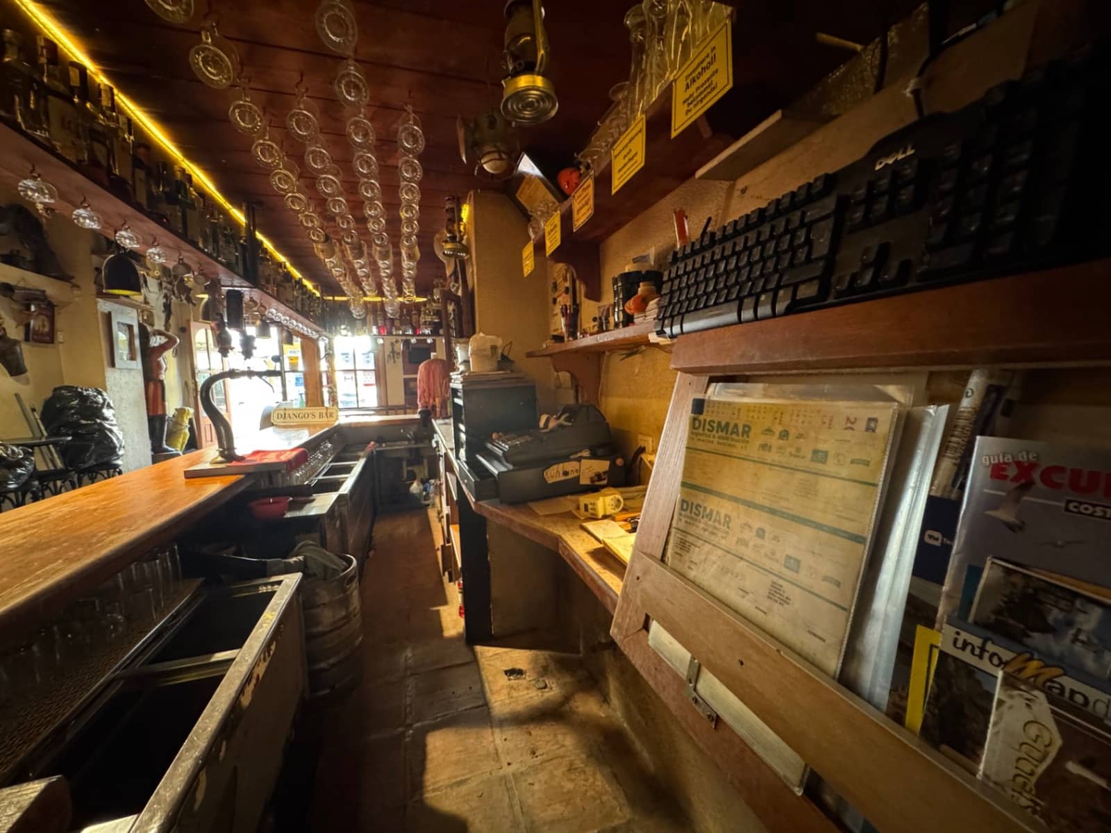 Commercieel te koop in Moraira - € 299.999 (Ref: 8705637)