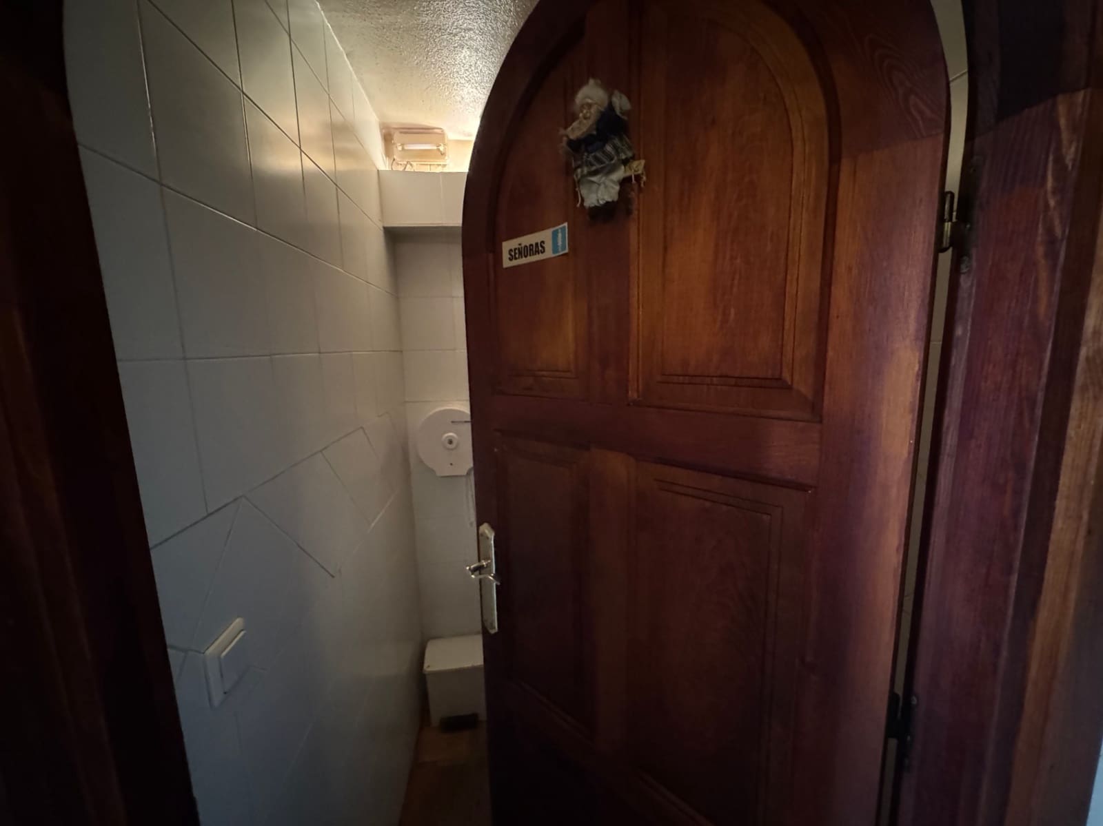 Commercieel te koop in Moraira - € 299.999 (Ref: 8705637)