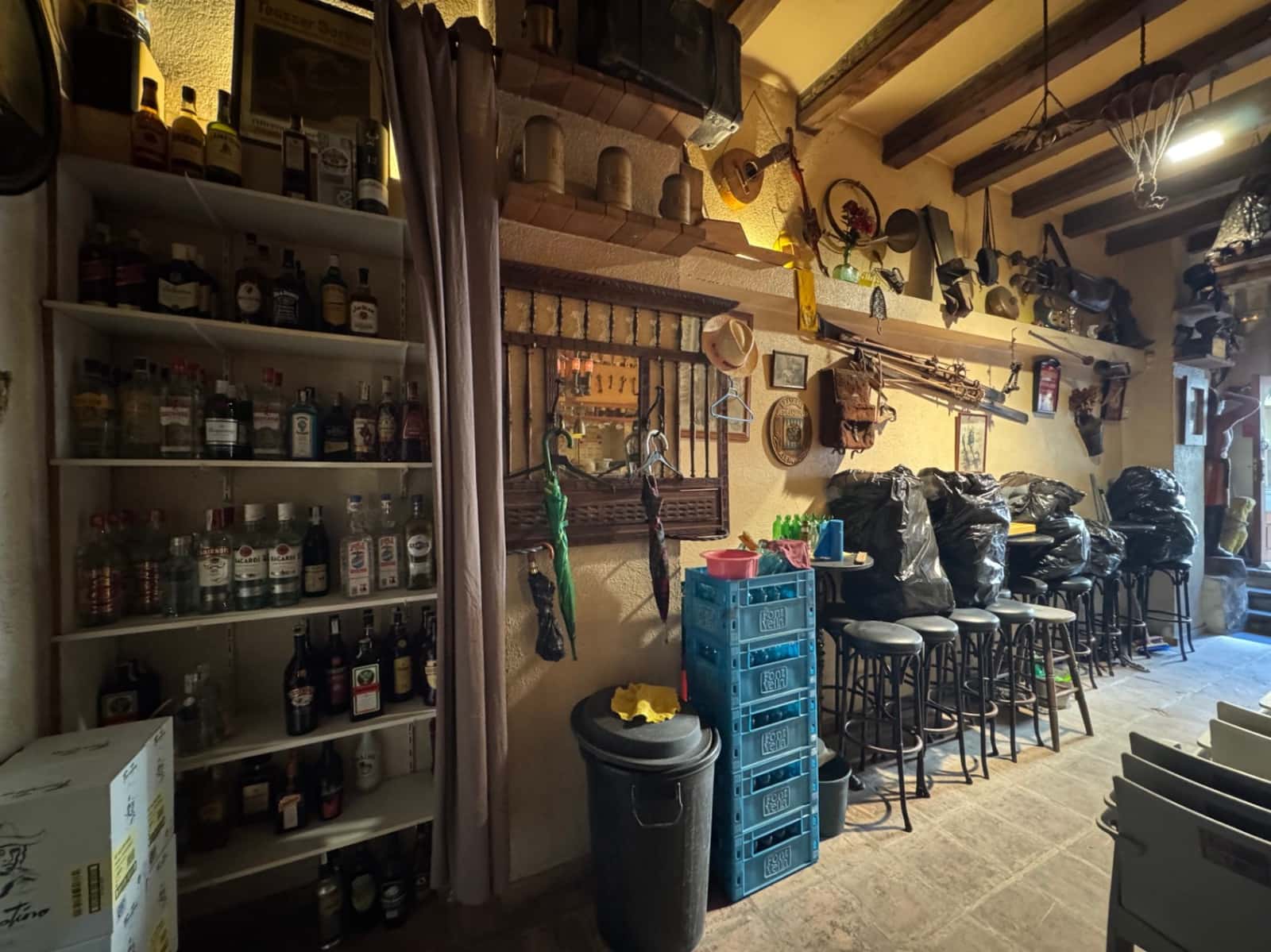 Commercieel te koop in Moraira - € 299.999 (Ref: 8705637)