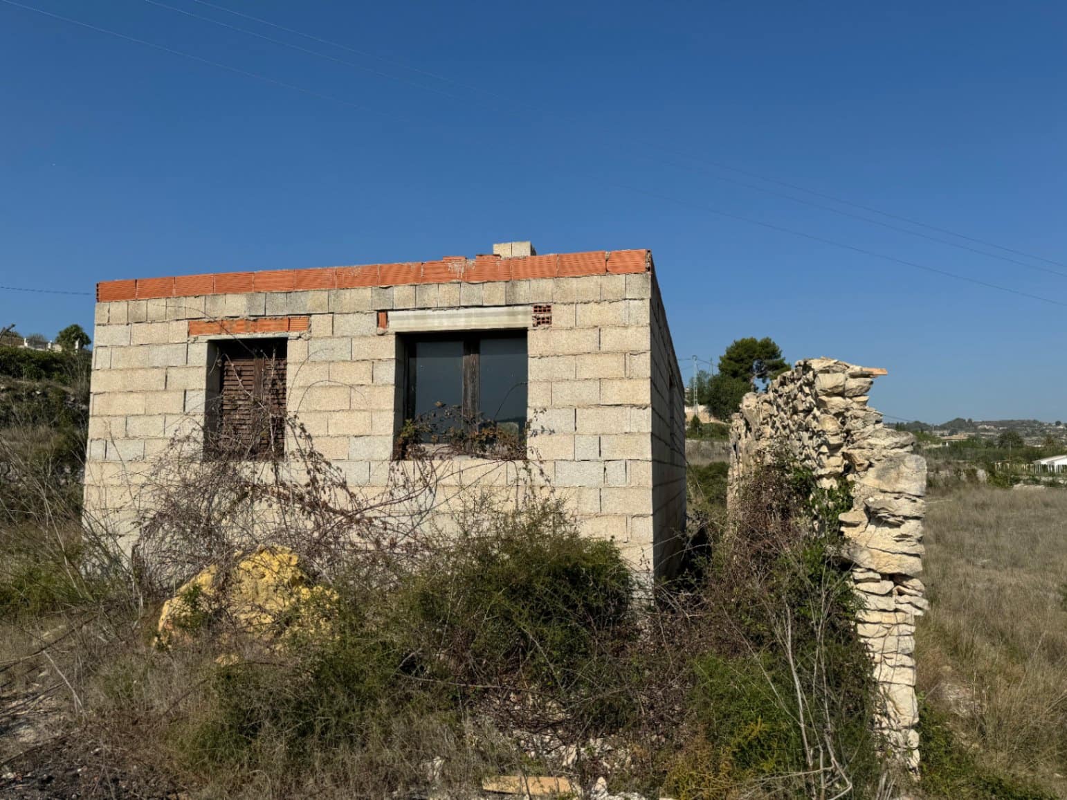 Finka/Dom wiejski na sprzedaż w Moraira - 280 000 € (Ref: 8734025)