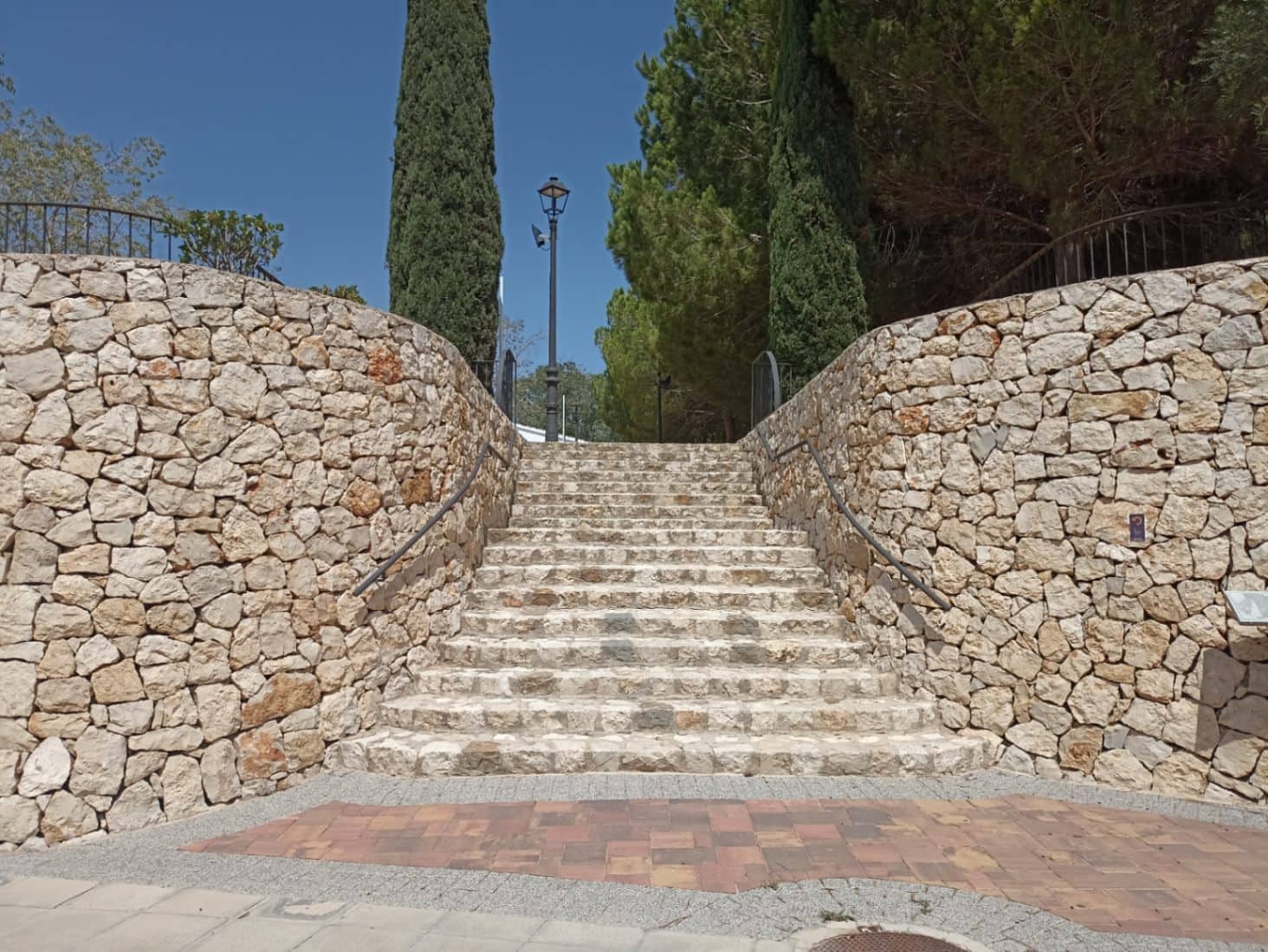 Finka/Dom wiejski na sprzedaż w Moraira - 280 000 € (Ref: 8734025)