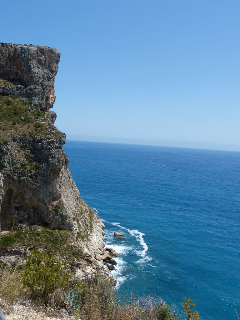 3 bedroom Villa for sale in Cumbre del Sol with garage - € 2,495,000 (Ref: 8881162)