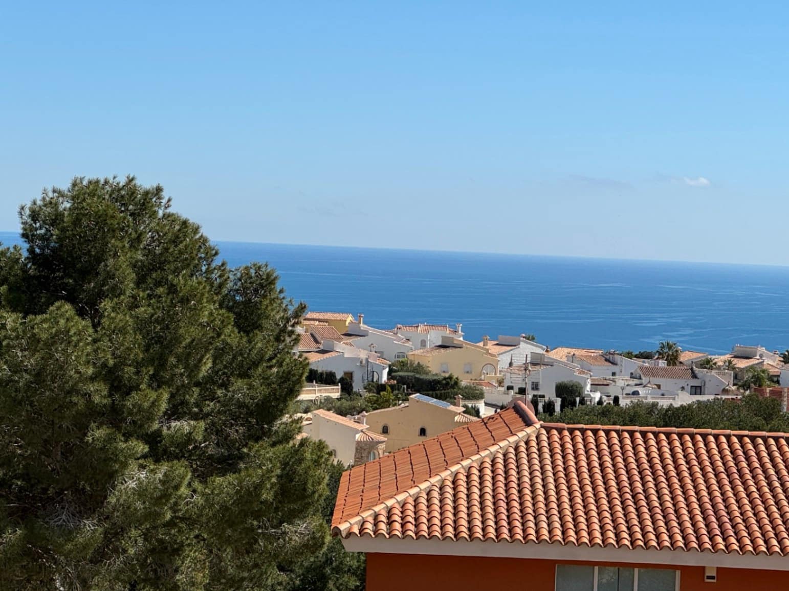 3 Zimmer Villa zu verkaufen in Cumbre del Sol mit Pool Garage - 530.000 € (Ref: 8903153)