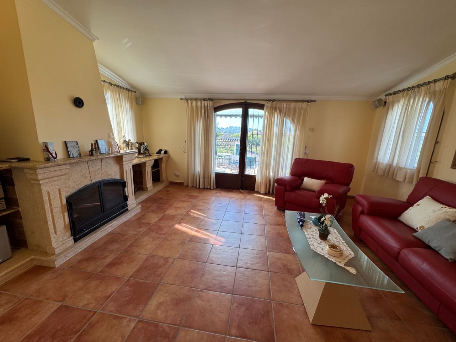 4 soveværelse Finca/Landehus til salg i Benissa med swimmingpool garage - € 650.000 (Ref: 8939301)