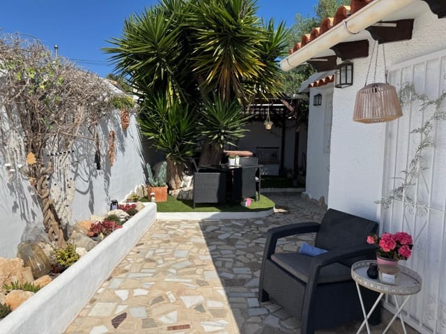 2 chambre Villa/Maison à vendre à Moraira, Teulada-Moraira avec garage - 399 000 € (Ref: 9000996)