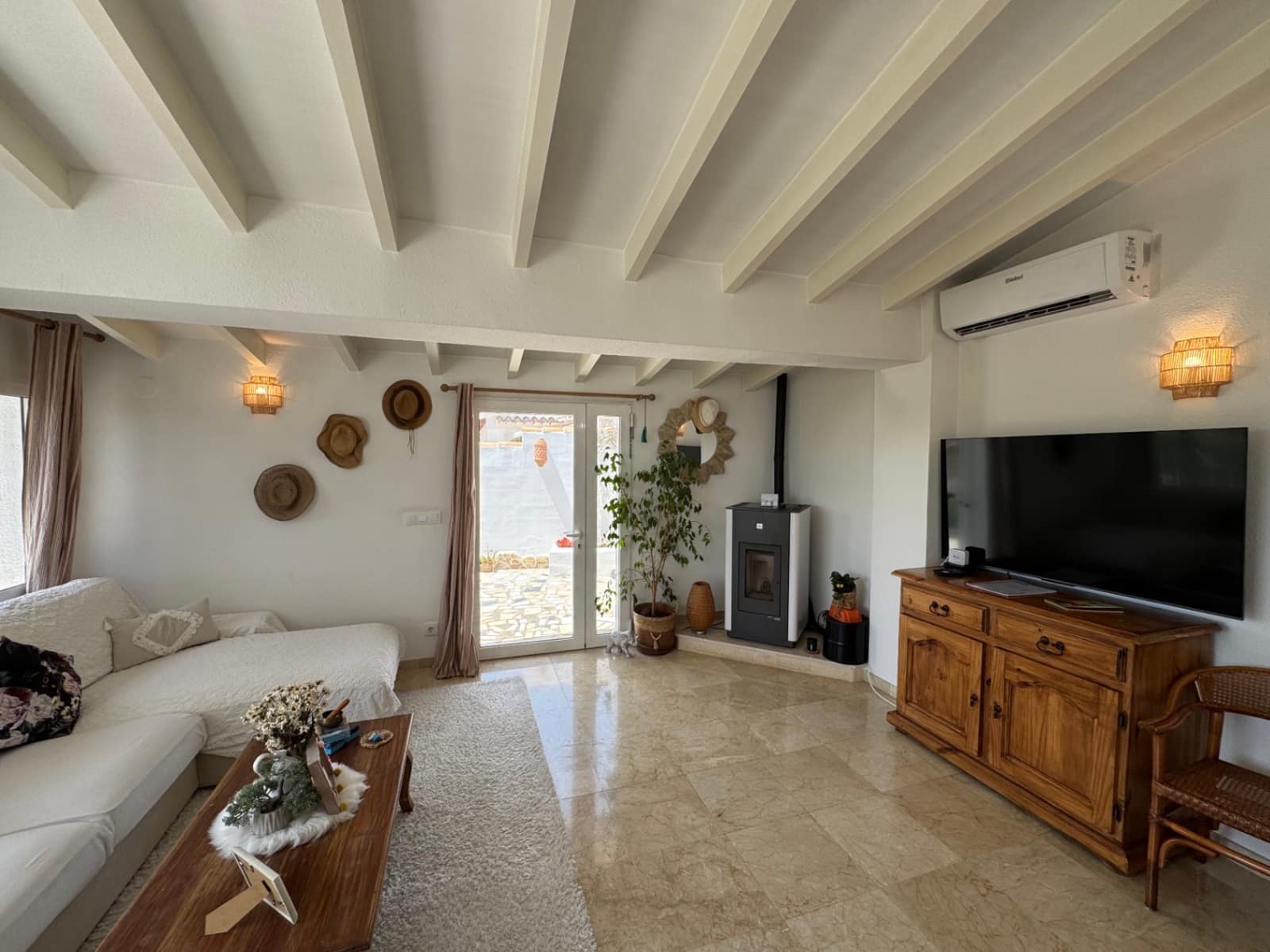 2 soveværelse Villa til salg i Moraira med garage - € 399.000 (Ref: 9000996)