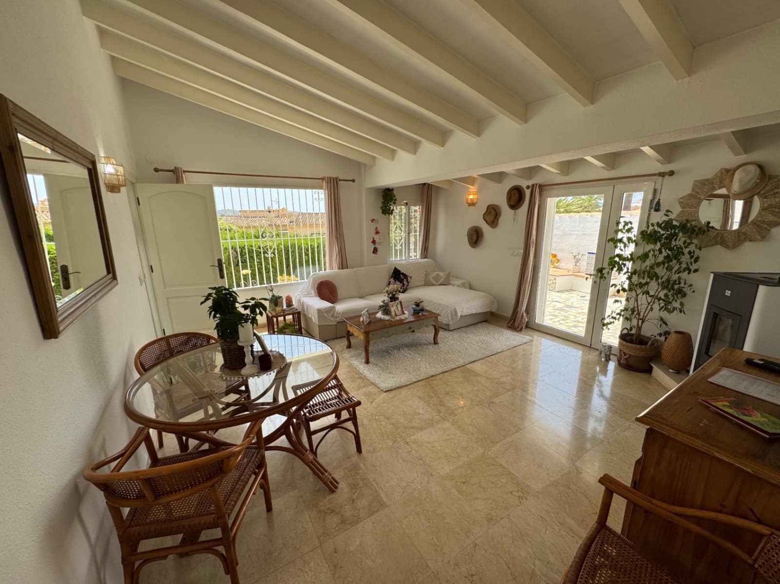 2 soveværelse Villa til salg i Moraira med garage - € 399.000 (Ref: 9000996)
