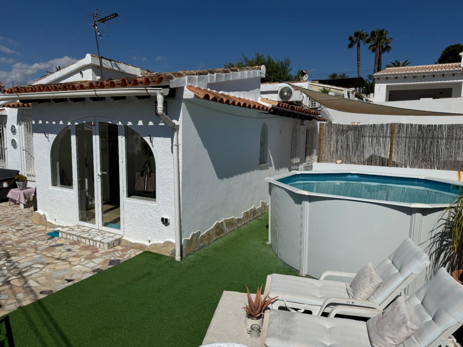 3 soverom Villa til salgs i Moraira med garasje - € 399 000 (Ref: 9000996)